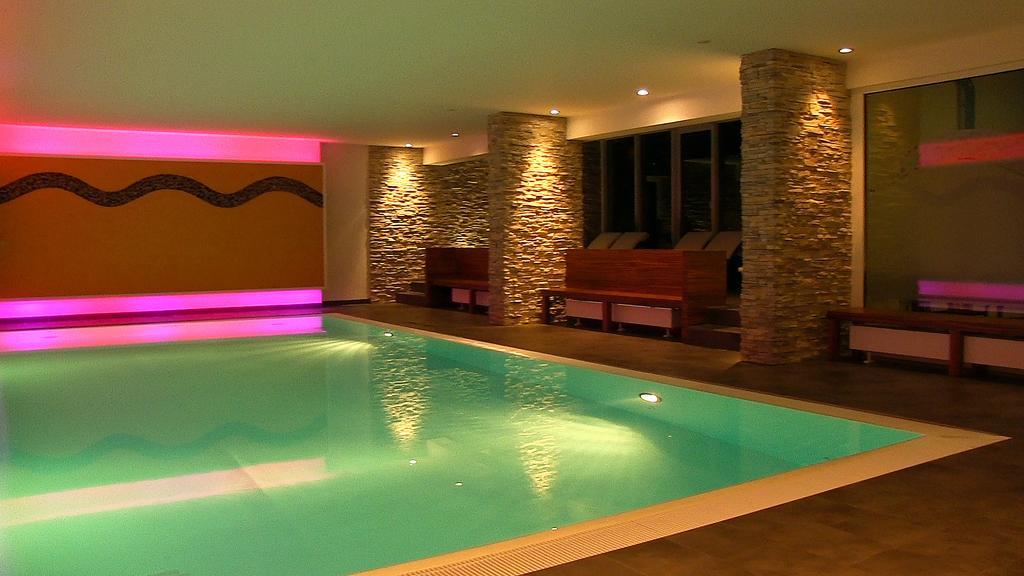 Hotel Ochsen Höfen an der Enz Dış mekan fotoğraf