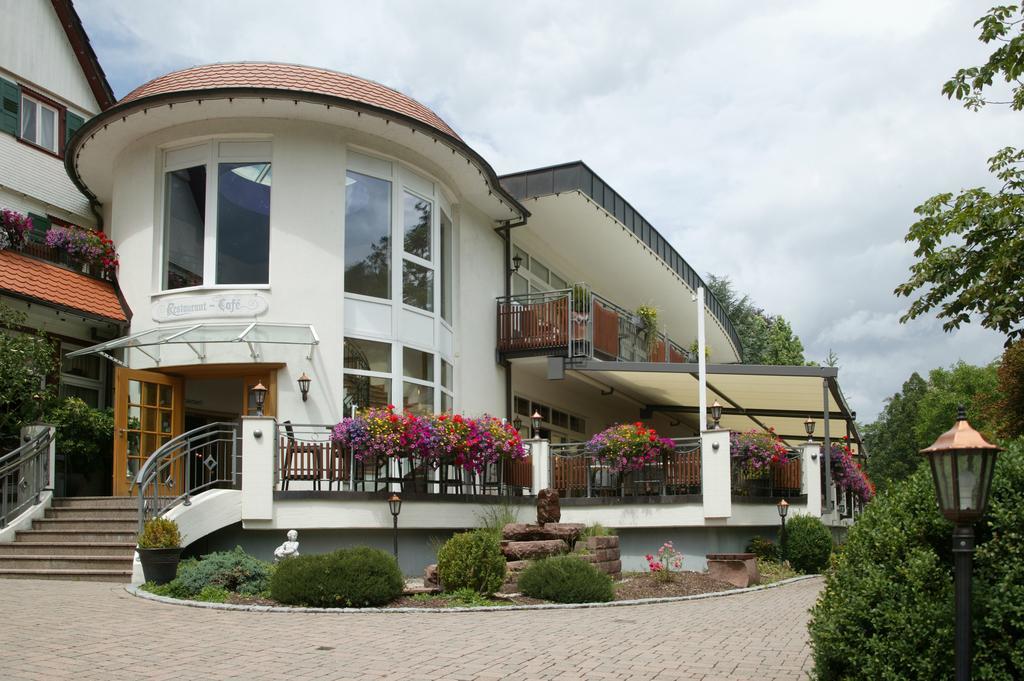 Hotel Ochsen Höfen an der Enz Dış mekan fotoğraf