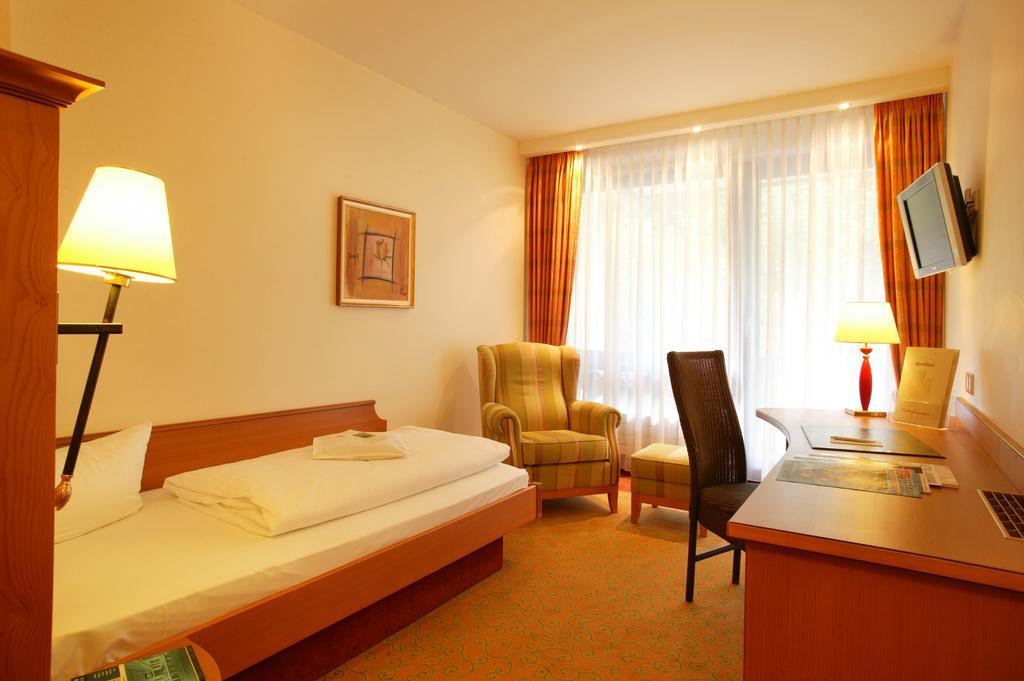 Hotel Ochsen Höfen an der Enz Dış mekan fotoğraf